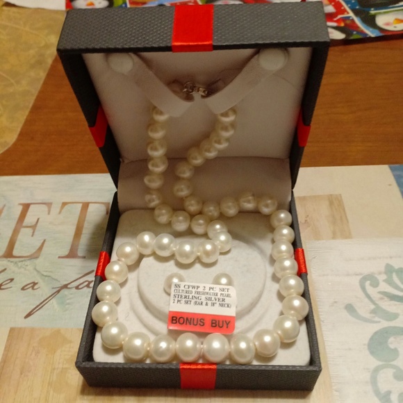 Sterling silver pearl set - Picture 2 of 2